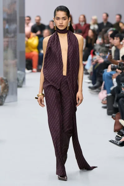Look 40